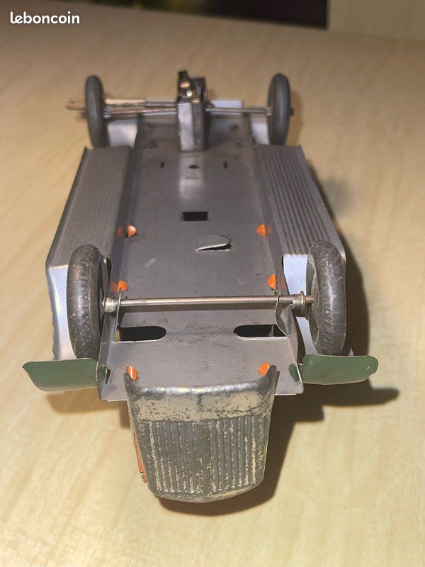 Jouet Ancien Camion FJ GMC benne basculante en tôle mécaniqu 45