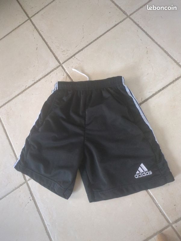 Short garçon Adidas (image 1)