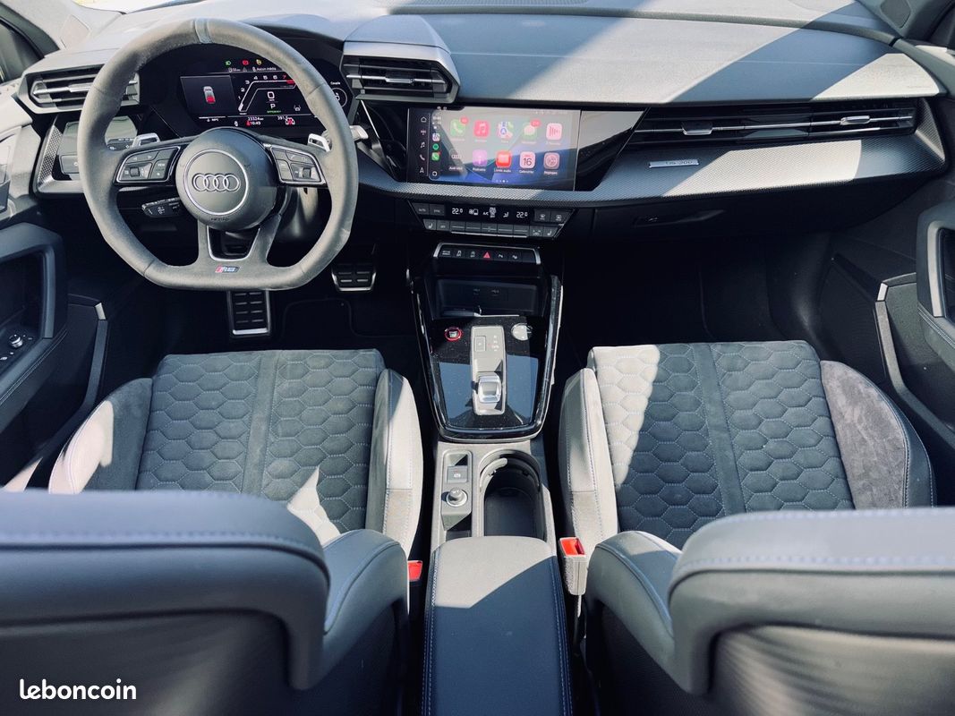 Audi RS 3 PERFORMANCE EDITION 2.5 TFSI 407 CV 1 OF 300 + TOIT OUVRANT + B&O + FREINS CERAMIQUE + GARANTIE 12 MOIS (image 8)