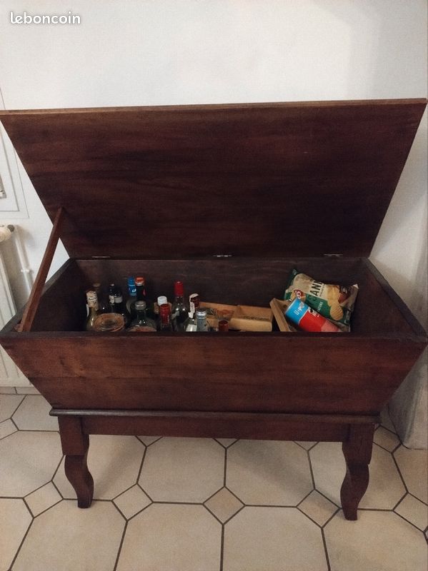 Vend ancien pétrin de boulanger en noyer (image 2)