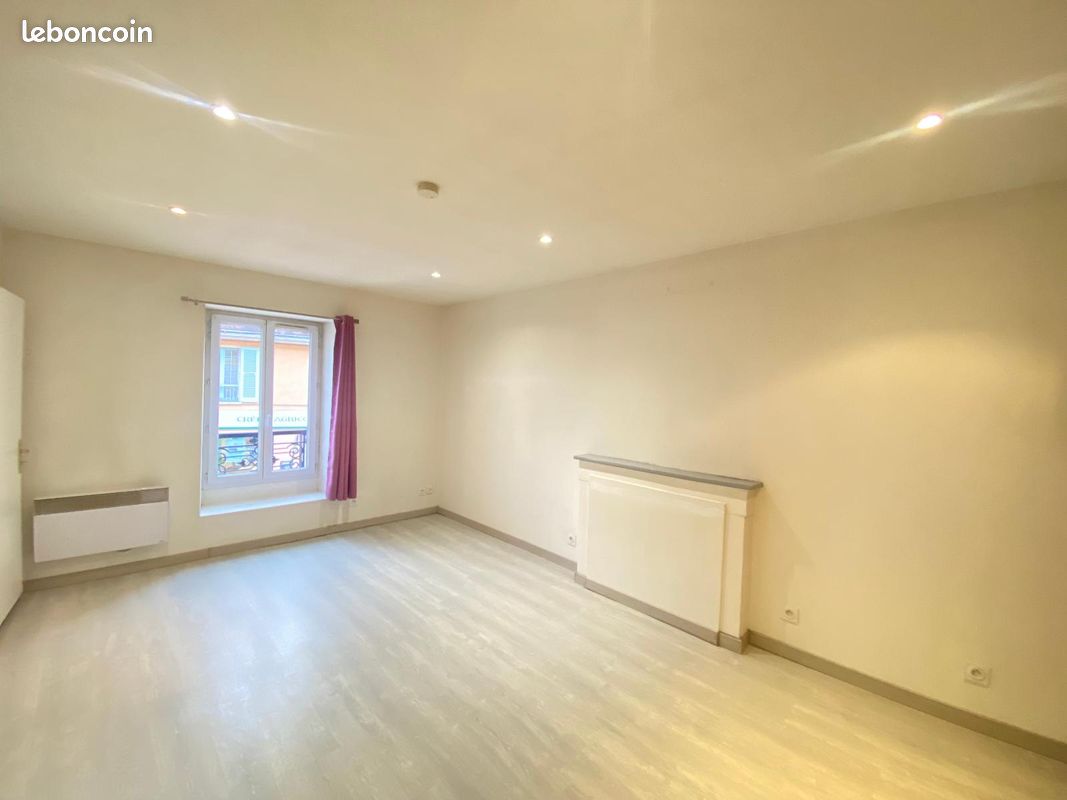 Appartement 2 pièces 38 m² · à Saint-Laurent-du-Pont · 38 m² · 495 €/mois