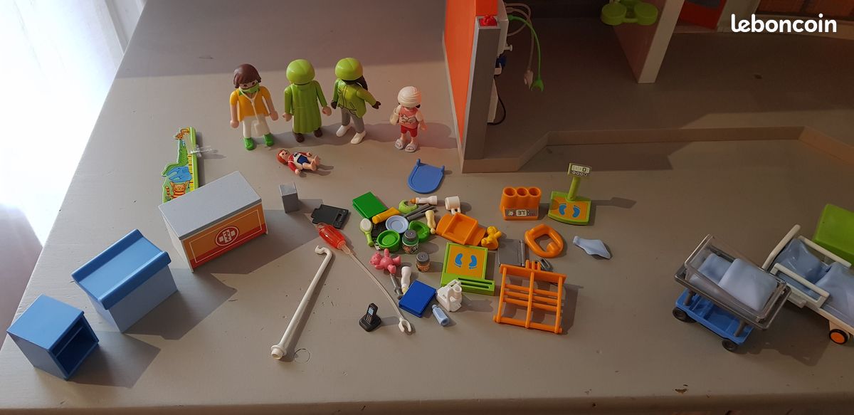 Hôpital pédiatrique playmobil (image 3)