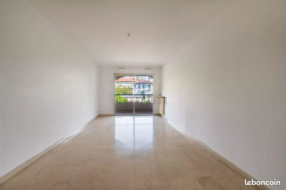 Appartement 2 pièces 58 m² · à Cagnes-sur-Mer · 58 m² · 211 000 €