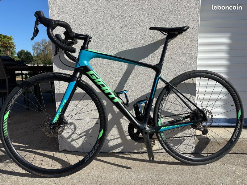 Giant Defy Advanced 3 carbone – Shimano Tiagra – Taille M (image 1)