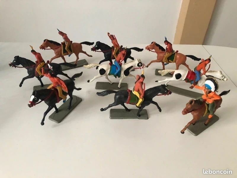 Lot De Figurines Anciennes Starlux Indiennes - Jouet Vintage De Collection - Fabrication Française