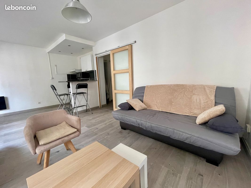 Appartement 1 pièce 28 m² · à Marseille · 28,3 m² · 530 €/mois
