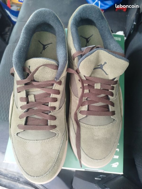 Air Jordan 3 retro craft olive taille 47.5 neuf (image 1)