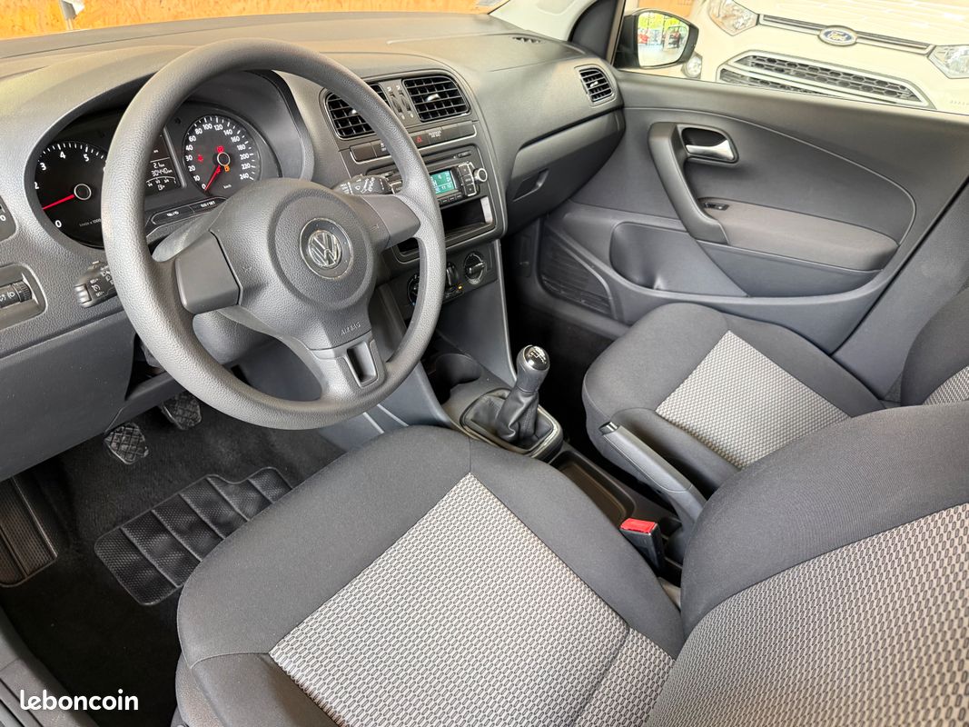 Volkswagen vw polo 1.2 60ch confort 5 portes faible kilometrage (image 3)