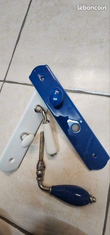 2 Poignees portes porcelaine (image 1)