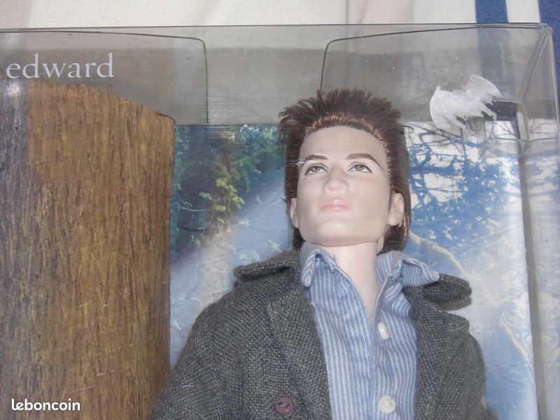 Poupée Barbie Ken Twilight Edward Cullen Robert Pattinson vampire