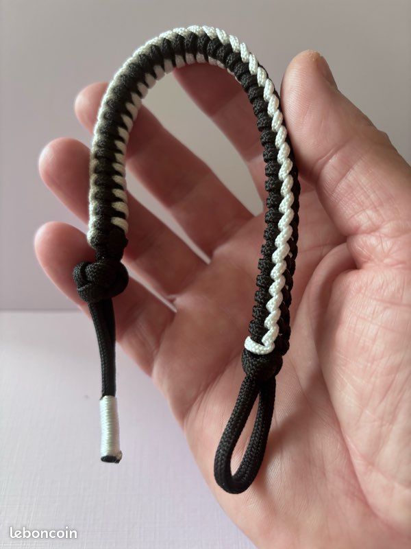 Bracelet (image 2)