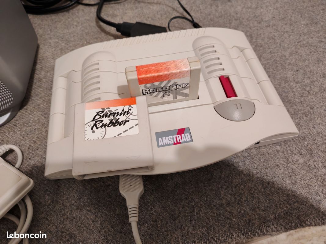 Console amstrad gx 4000 2.manettes + 2 Jeux (image 4)