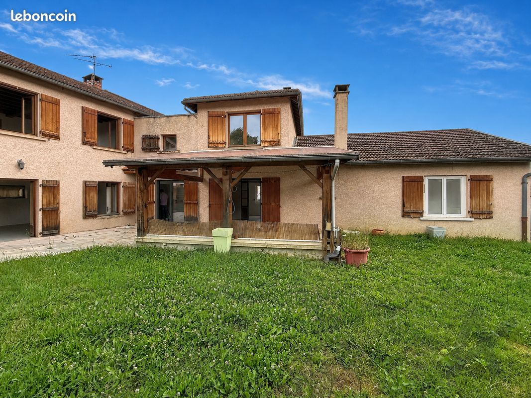 Maison 5 pièces 177 m² · à L'Arbresle · 177 m² · 365 000 €