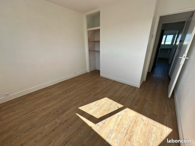 Appartement a louer saint-jean-de-la-ruelle - 3 pièce(s) - 70 m2 - Surfyn