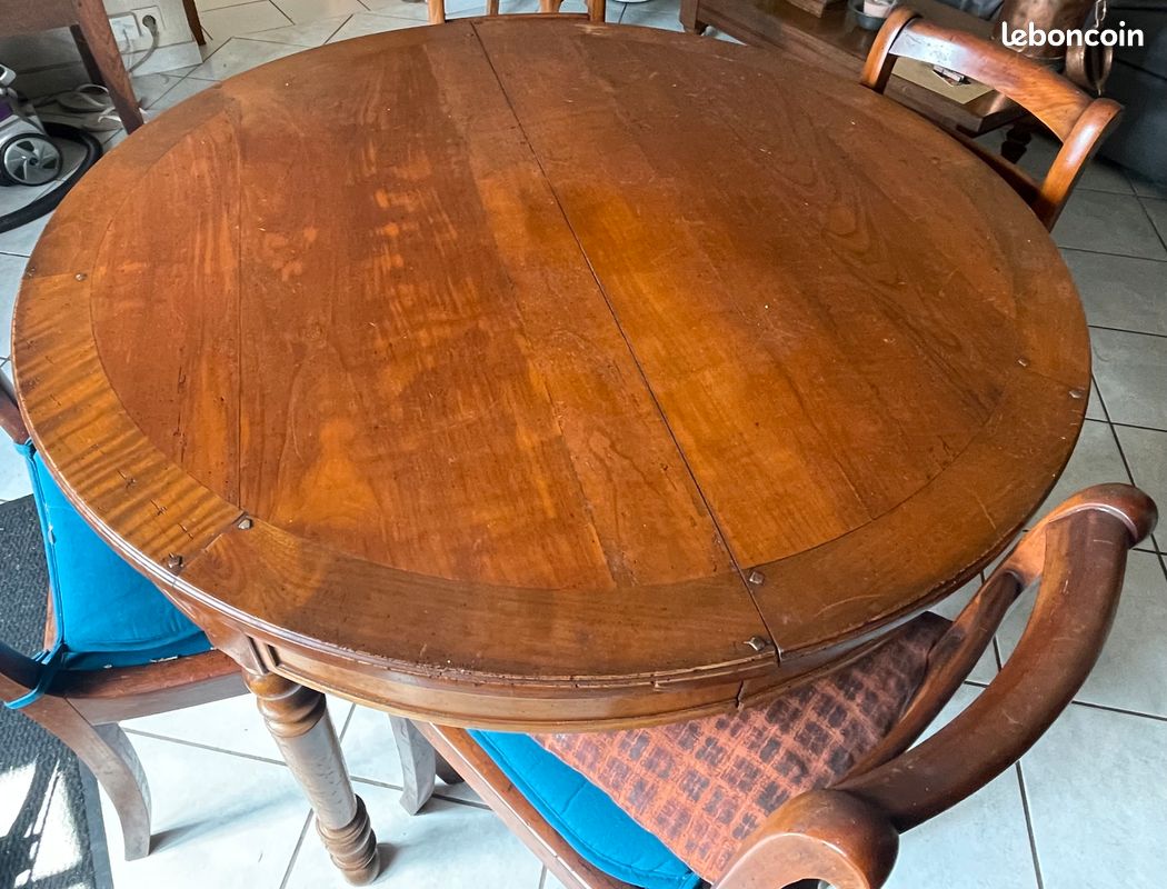 Table Louis Philippe (image 1)