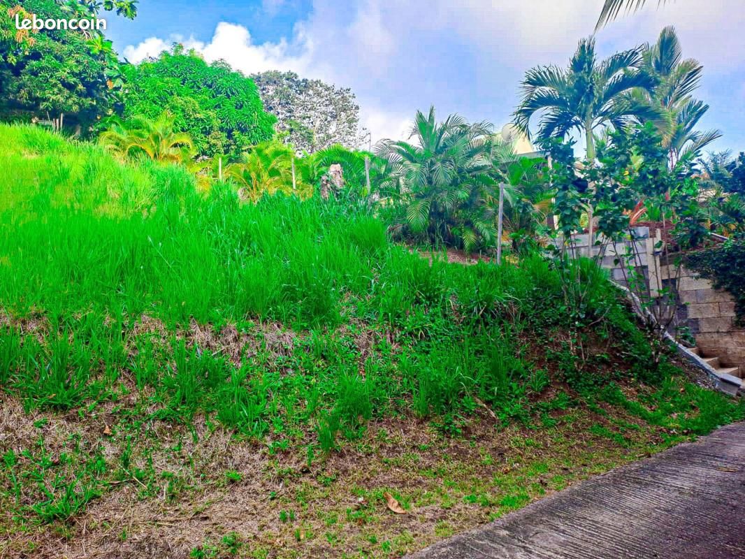 Terrain 378 m² · à Rivière-Pilote · 32 293 €
