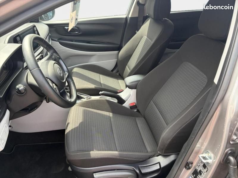 Hyundai i20 1.0 T-GDi 100ch Hybrid Intuitive (image 14)