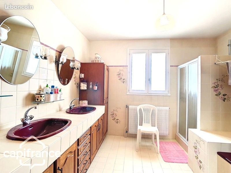 Maison 7 pièces 173 m² - Saint-Varent 79330 (image principale 16)