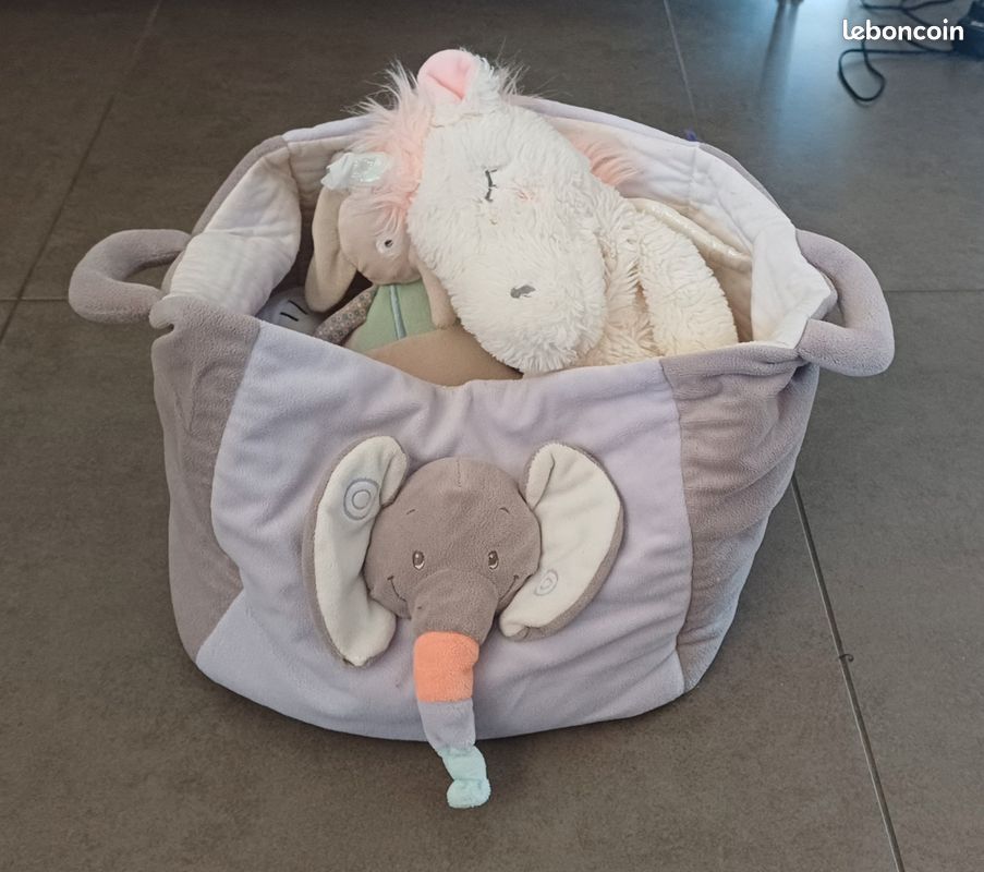 Lot doudous, range pyjama, boite de rangement (image 2)