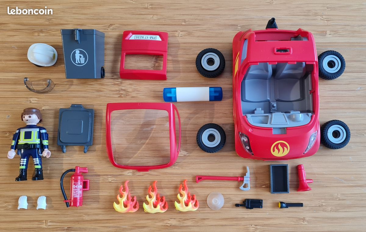 Playmobil 9235 - Pompier avec véhicule d'intervention (image 2)
