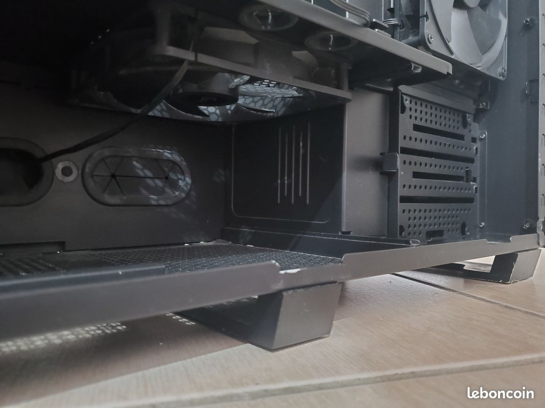 🖥️ Corsair Obsidian 800D – Grande tour idéale NAS / serveur 🗄️ (image 18)