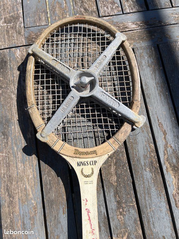 Raquette De Tennis Vintage Donnay Kings Cup - Avec Presse En Bois - Fabriquée En Belgique