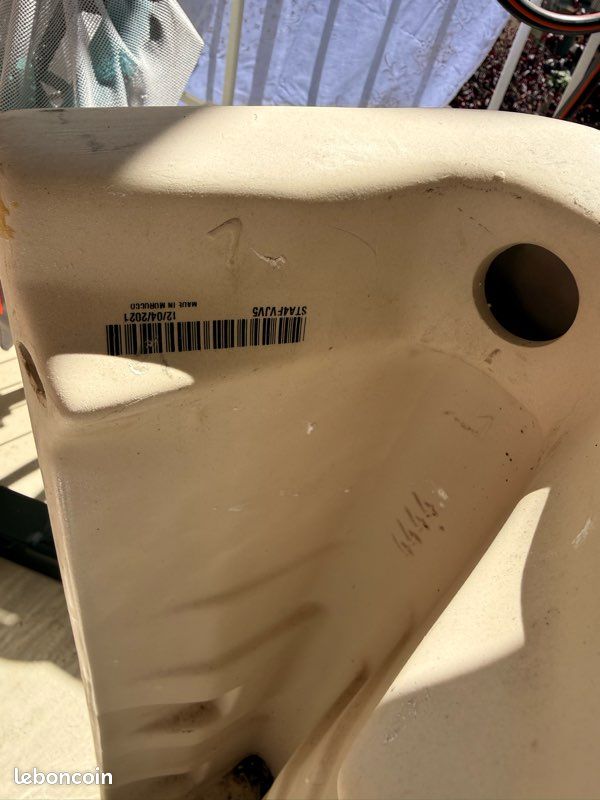Vasque et pied salle de bain (image 6)