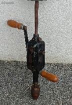 ANCIENNE PERCEUSE MANUELLE Peugeot EUR 30,00 - FR ANCIENNE PERCEUSE MANUELLE Peugeot EUR 30,00 - FR