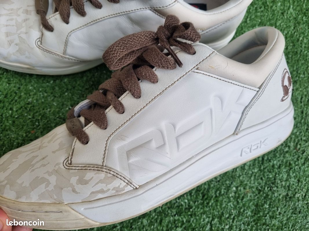 Baskets Reebok DJ music audio collector taille 43 Chaussures