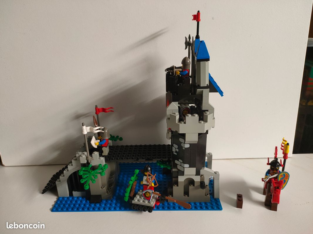 Lego 6078 Castle Royal Drawbridge Jeux Jouets