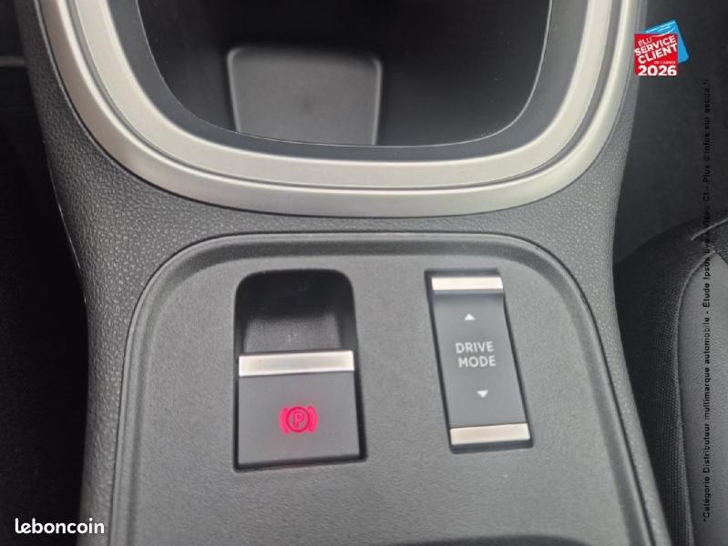 Jeep Avenger 1.2 Turbo T3 110ch e-Hybrid Summit BVR6 (image 25)