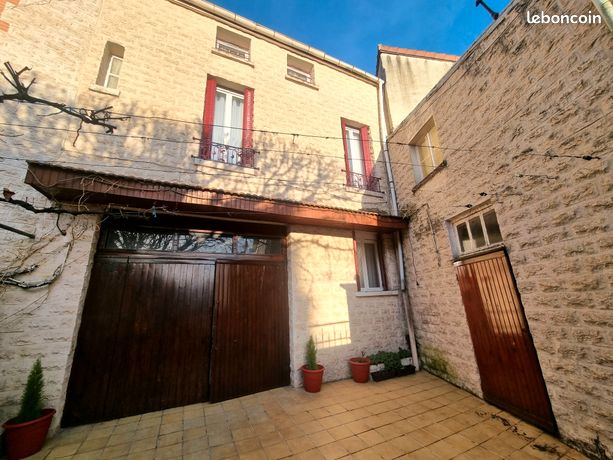 Pavillon de 123 m², jardin, 4 chambres + dépendance (2 chambres + cuisine et salle de bains)