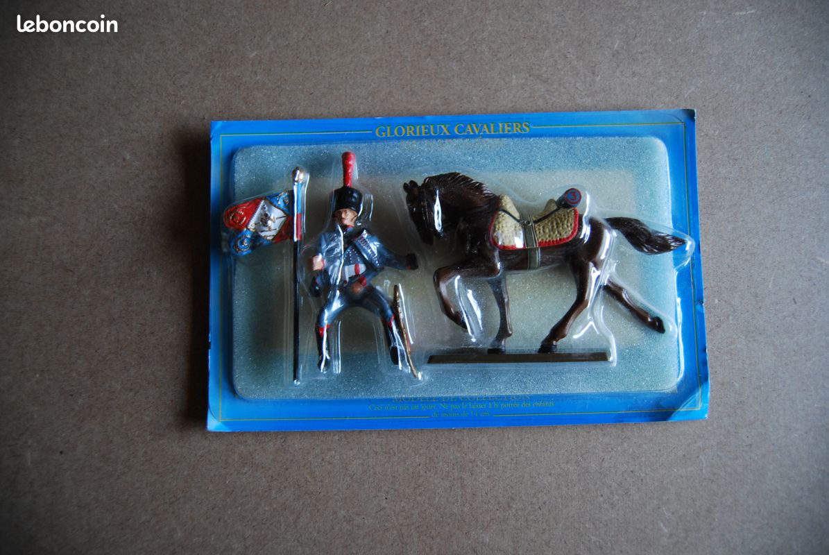 Figurine Starlux - 12ème Régiment De Hussards De Napoléon, échelle 1:32, En Plomb Peint
