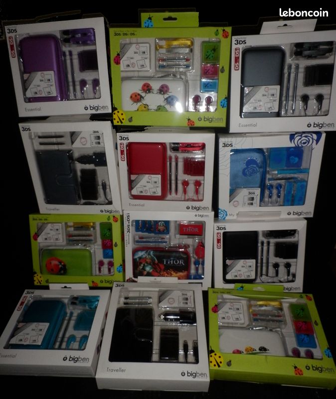 [3DS] Lot : Packs d'accessoires X12 (Bleu / Gris / Noir / Rouge / Violet / ...) (image 1)