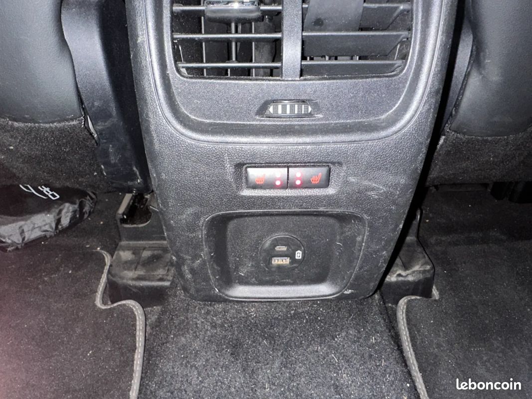 Ford kuga vignale 2.5i duratec 225 ch hybride rechargeable phev 2021 (image 35)