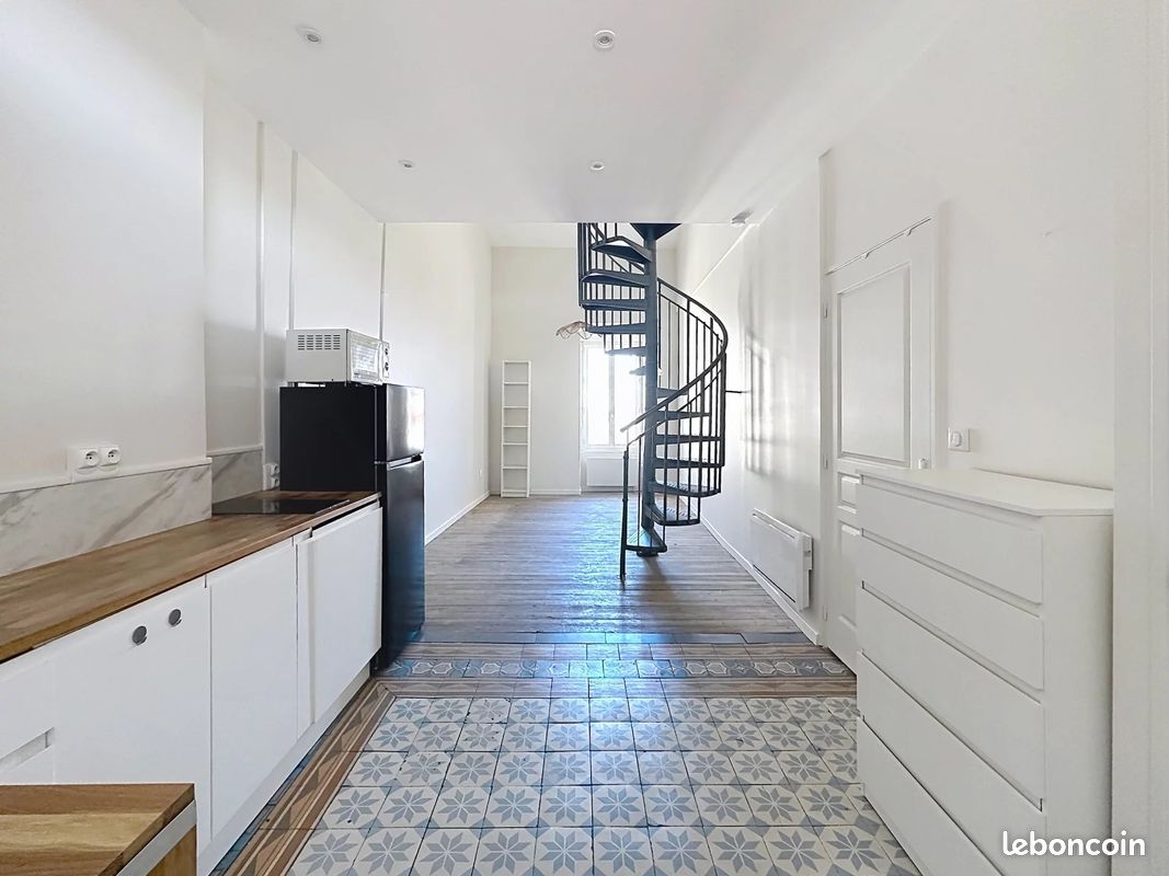 Appartement 1 pièce 25 m² · à Roanne · 25 m² · 430 €