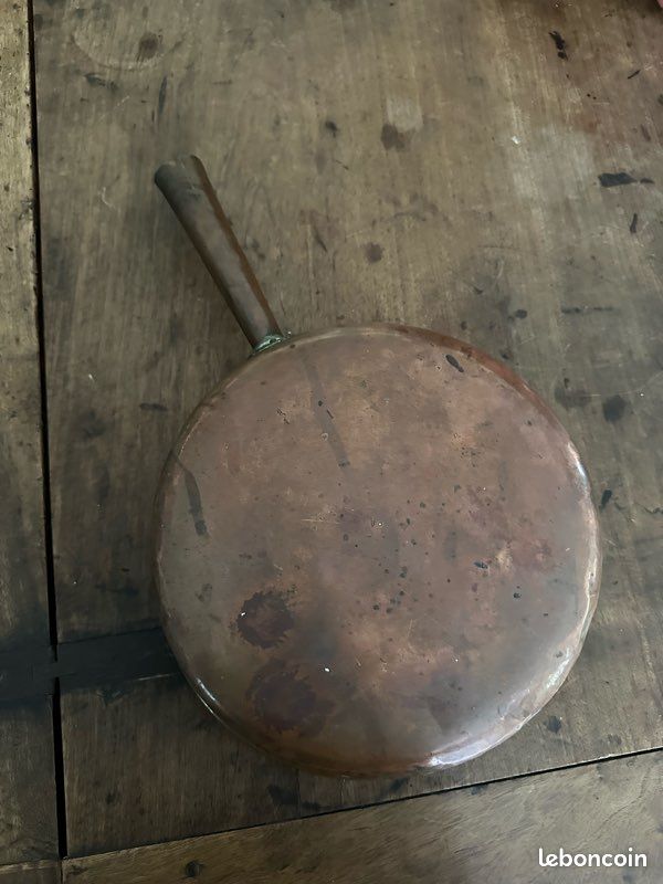 Ancienne chaufferette en cuivre et laiton (image 3)