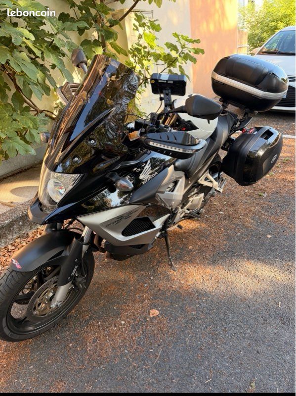 Honda crossrunner 800 vfr x (image 1)