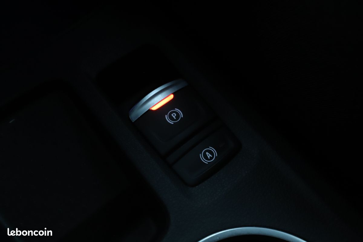 Renault Captur 1.6 E-Tech Plug-in Intens 160 ch (image 30)