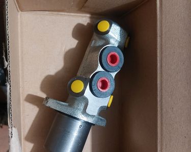 Maître-cylindre de frein VALEO 402383 - Achetez maintenant