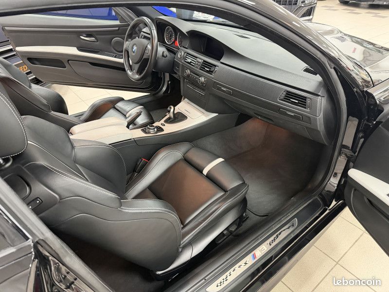 Bmw M3 COUPE E92 M3 420CH BLACK EDITION - ORIGINE FRANCE - SUIVI COMPLET BMW - (image 12)