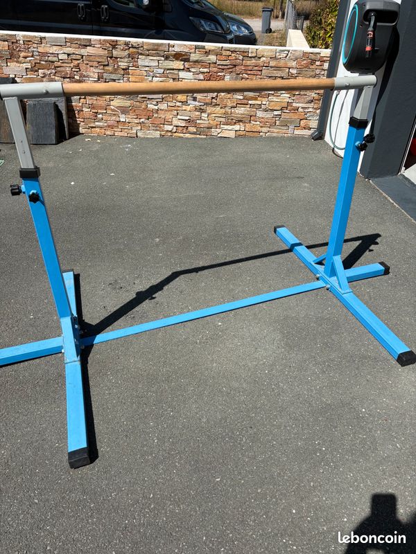 Barre fixe de gymnastique (image 2)