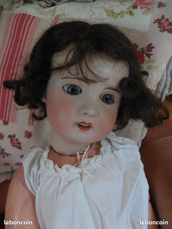 Jolie Poupée Ancienne SFBJ – Poupée De Collection – Époque Vintage