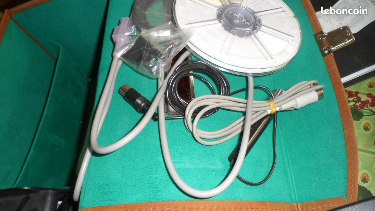 Projecteur Super 8 Sonore RONY LSP511 - Vintage, Fonctionne Avec Haut-parleurs Intégrés