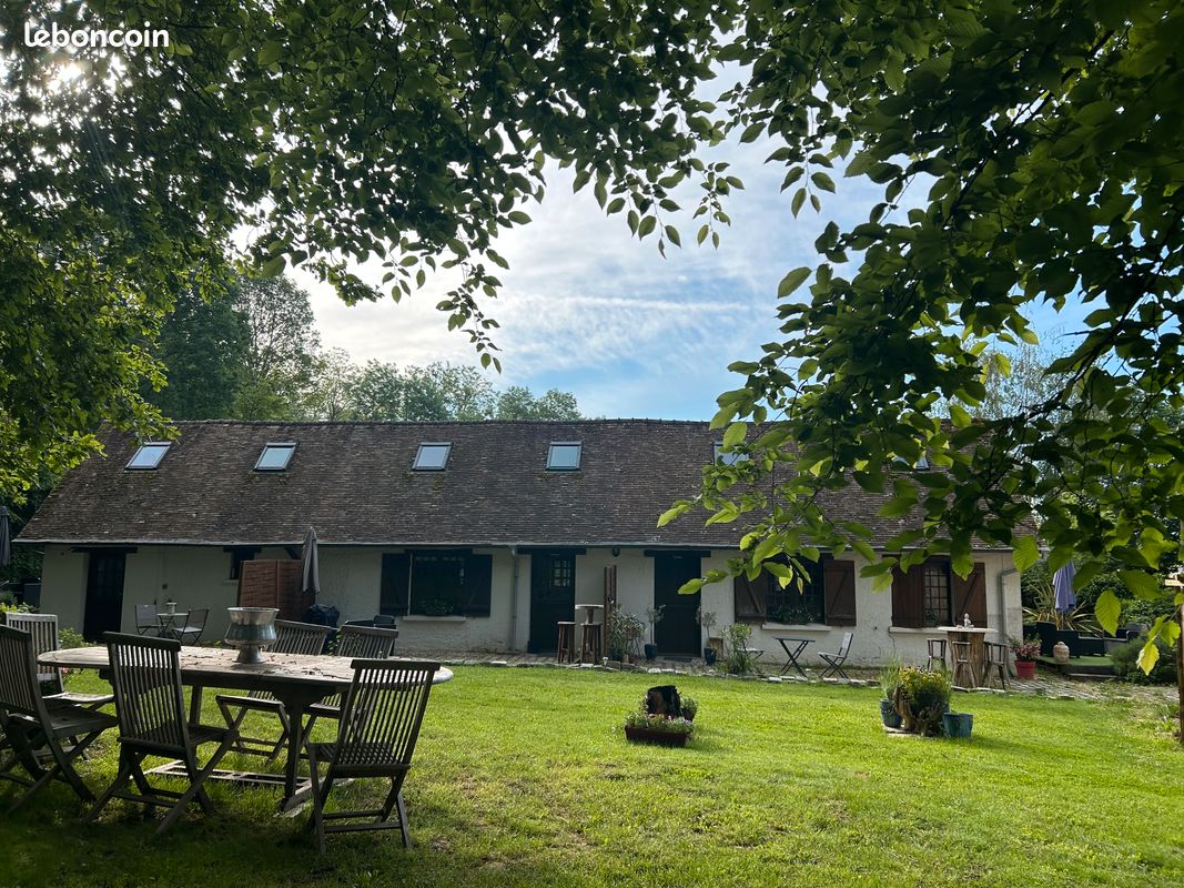 Maison 6 pièces 140 m² · à Saint-Vincent-des-Bois · 140 m² · 380 000 €
