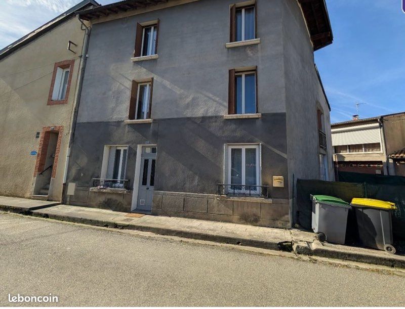 Maison 6 pièces 146 m² · à Villeneuve-d'Olmes · 146 m² · 84 000 €