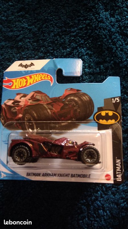 Hot weels batmobile arkham knight (image 1)