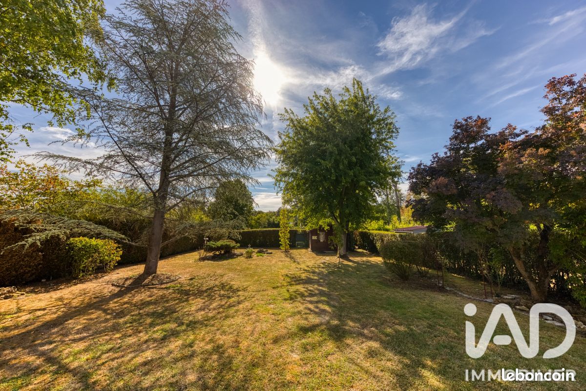 Maison 6 pièces 124 m² · à Lésigny · 124 m² · 425 000 €