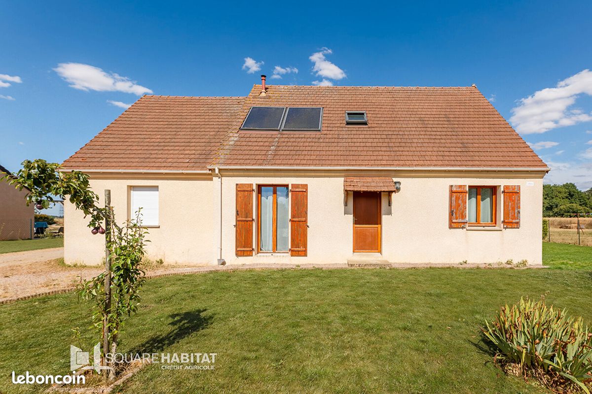 Maison 5 pièces 110 m² · à Mesnils-sur-Iton · 110 m² · 220 000 €