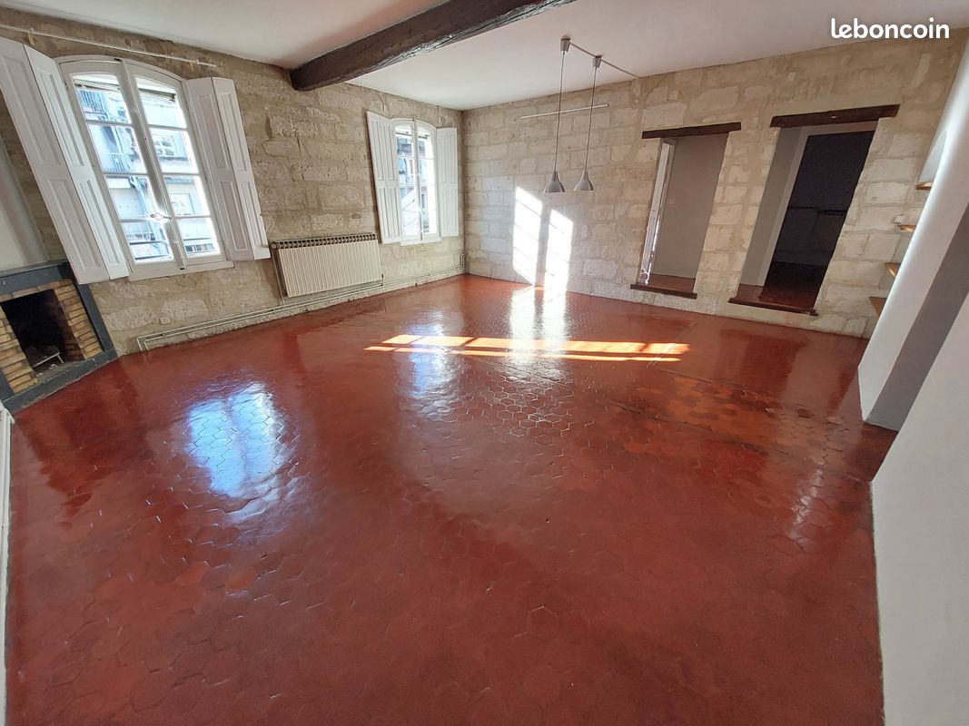 Appartement 3 pièces 101 m² · à Avignon · 101 m² · 967 €/mois